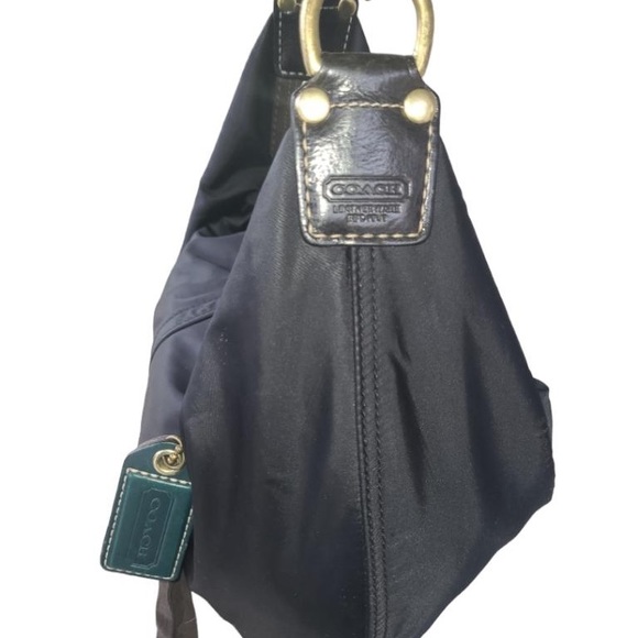 Coach. Purse - Picture 8 of 9